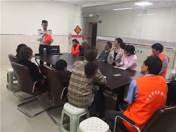 公司舉辦了全體員工消防安全教育知識(shí)培訓(xùn)