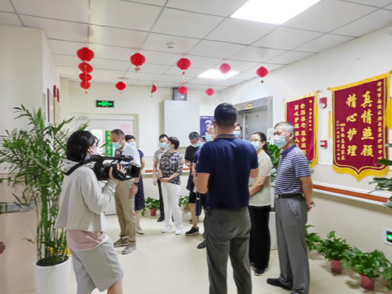 滁州市南譙區(qū)人大來司調研老年助餐